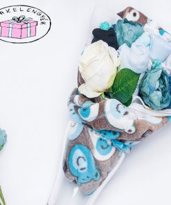 kisfiú kezdő babacsomag ruha csokor